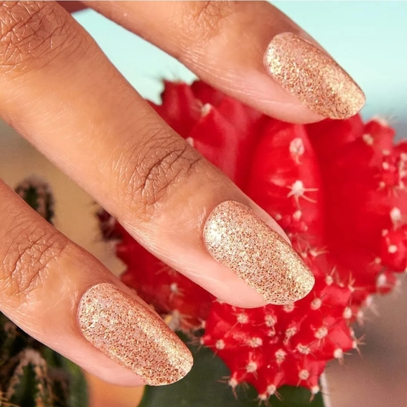 Color Street Mojave Gold - Picture 7 of 13